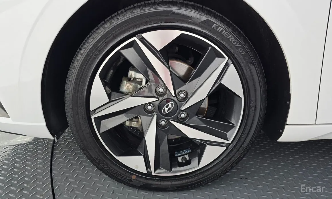 Фото 5 - Hyundai Avante