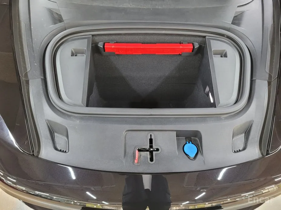 Фото 6 - Porsche Taycan