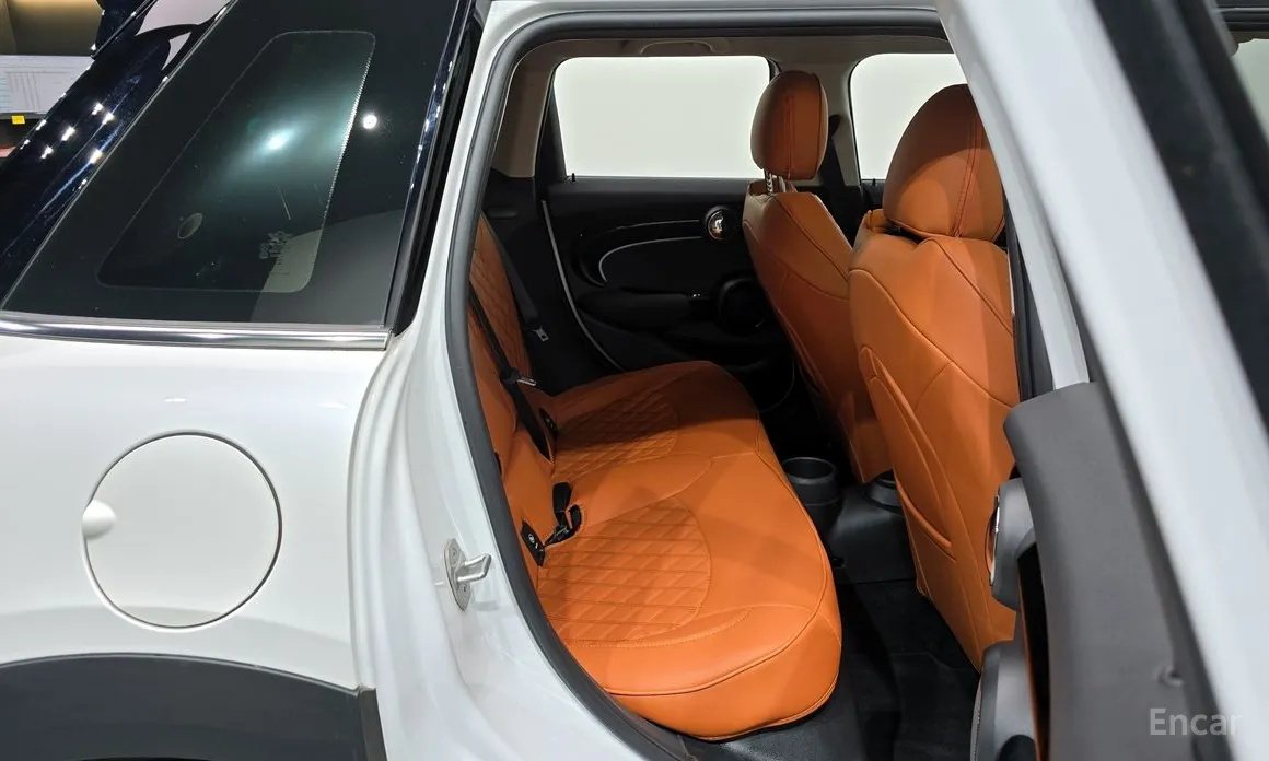 Фото 12 - Mini Cooper