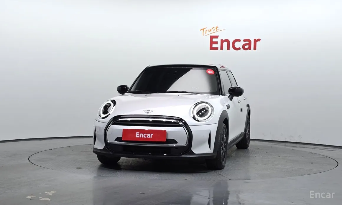 Фото 3 - Mini Cooper