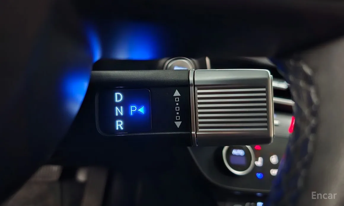 Photo 9 - Hyundai Sonata