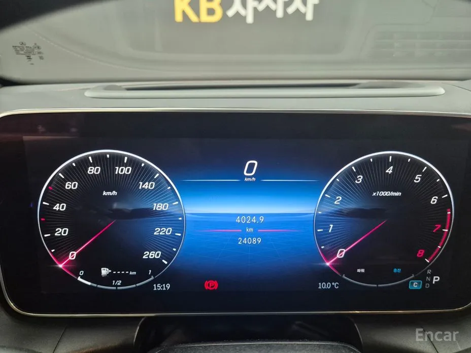 Фото 14 - Mercedes-Benz GLC-Class