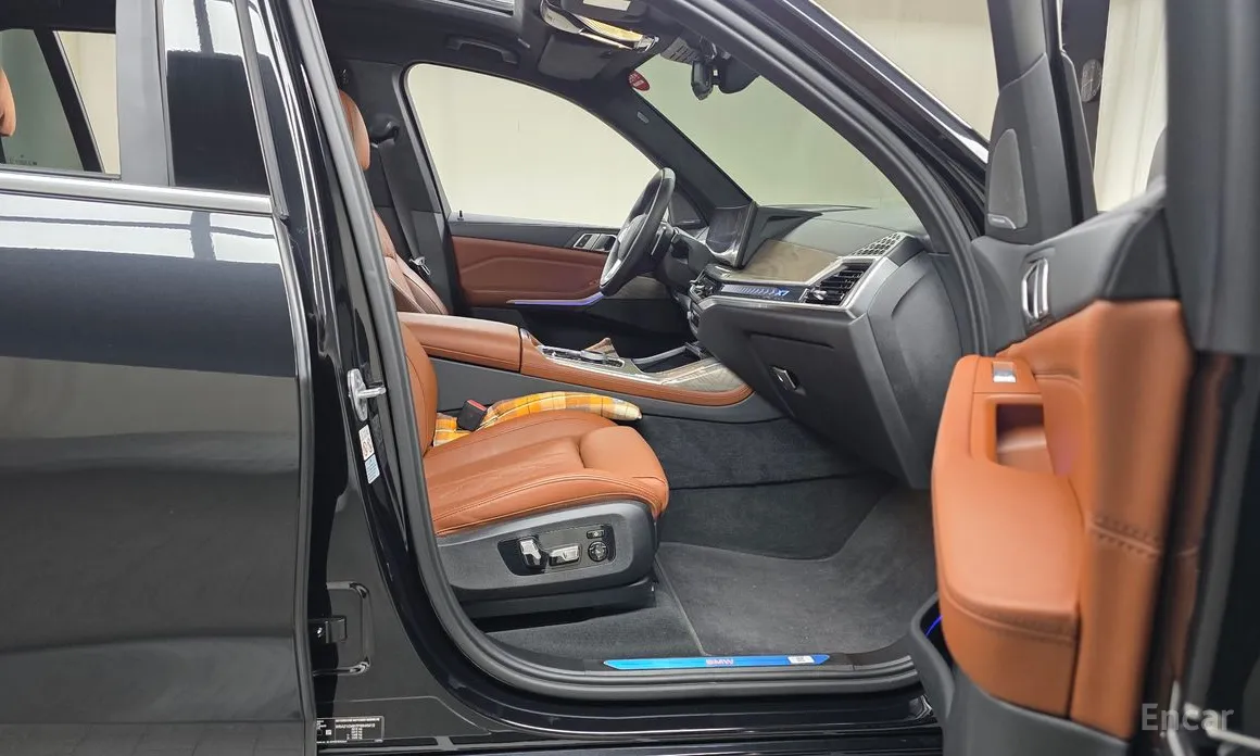 Фото 11 - BMW X7