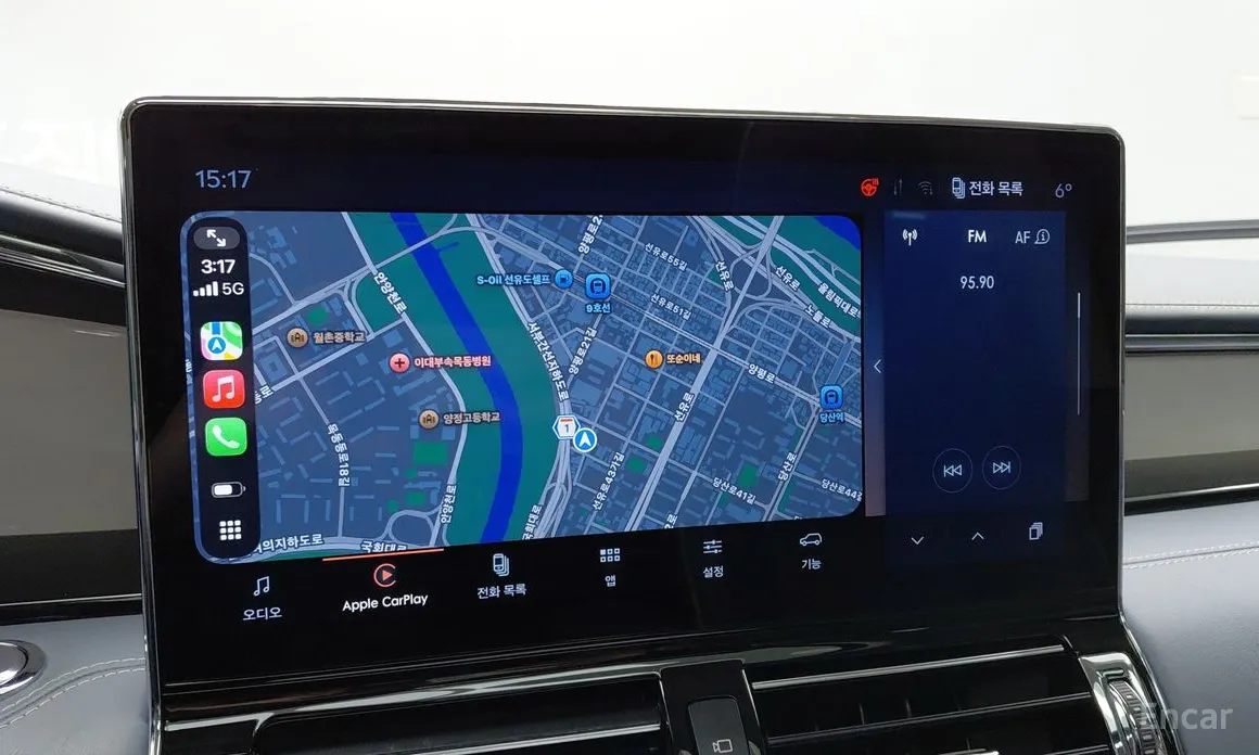 Фото 16 - Lincoln Navigator