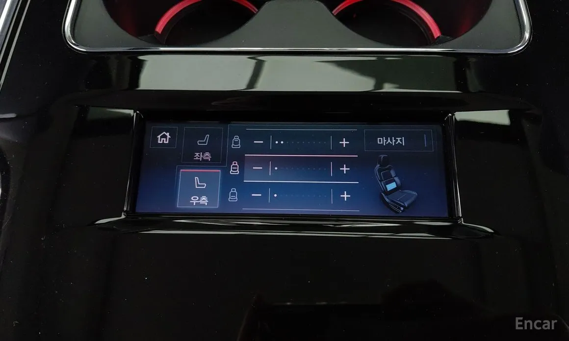 Фото 18 - Lincoln Navigator