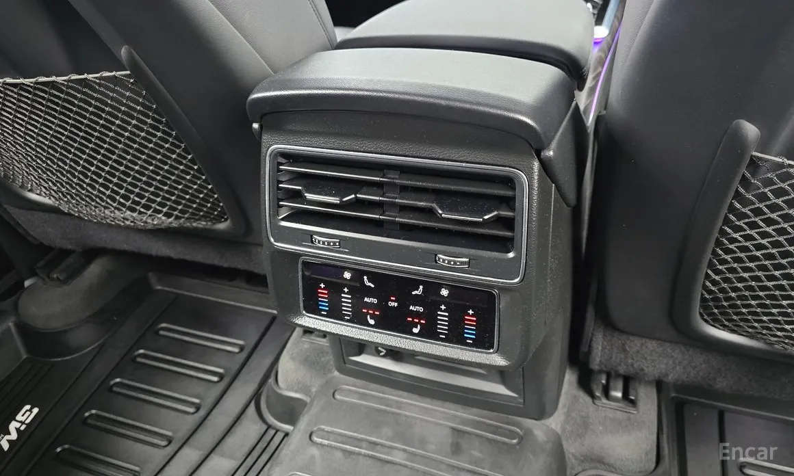 Фото 19 - Audi Q7