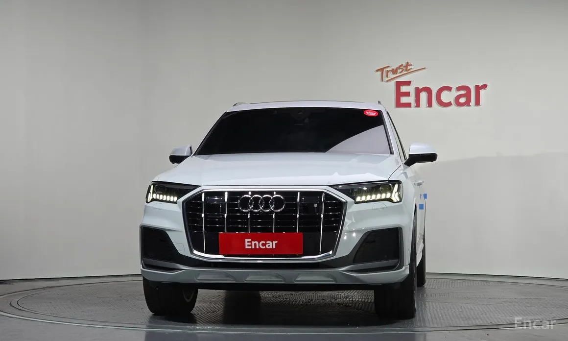 Фото 3 - Audi Q7