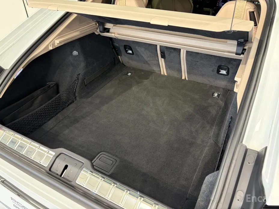 Фото 12 - Porsche Panamera