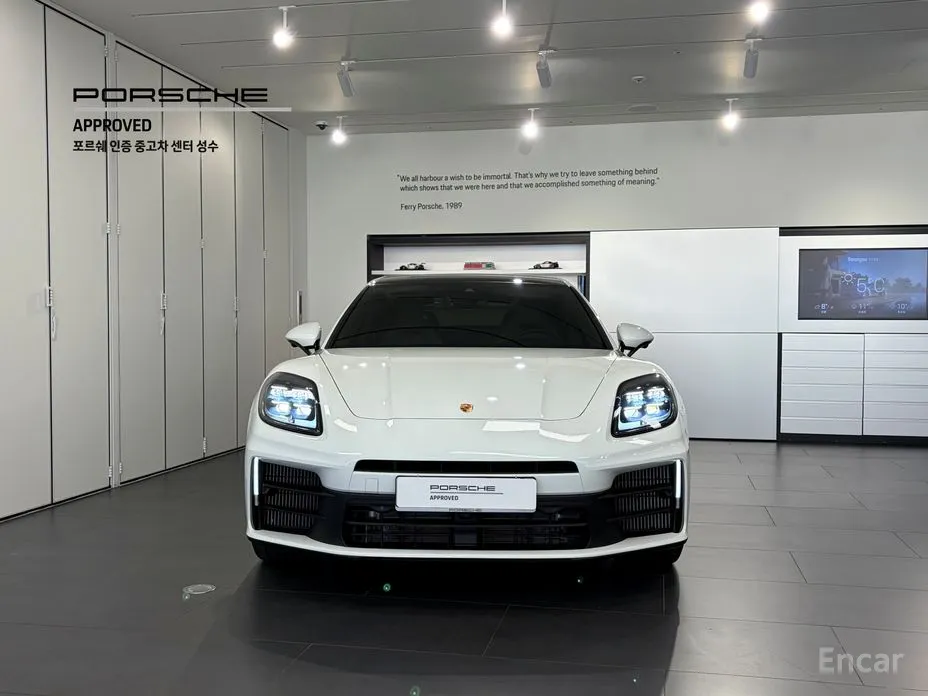 Фото 3 - Porsche Panamera