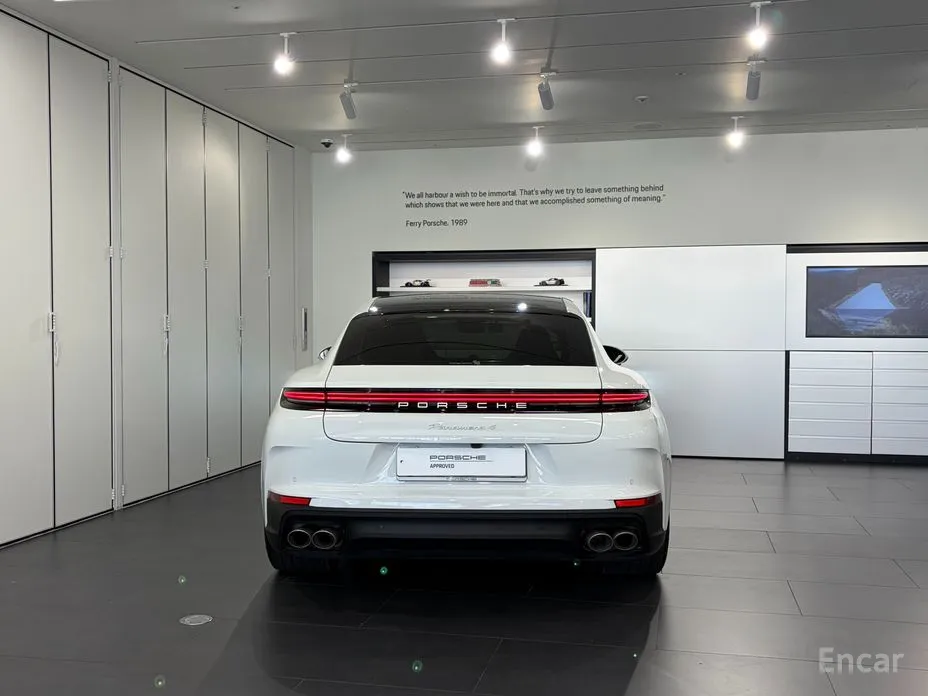 Фото 4 - Porsche Panamera