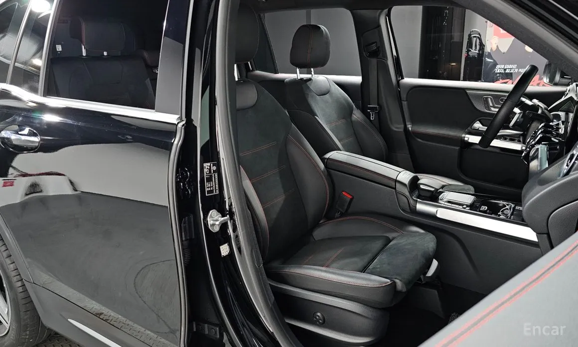 Фото 10 - Mercedes-Benz GLB-Class