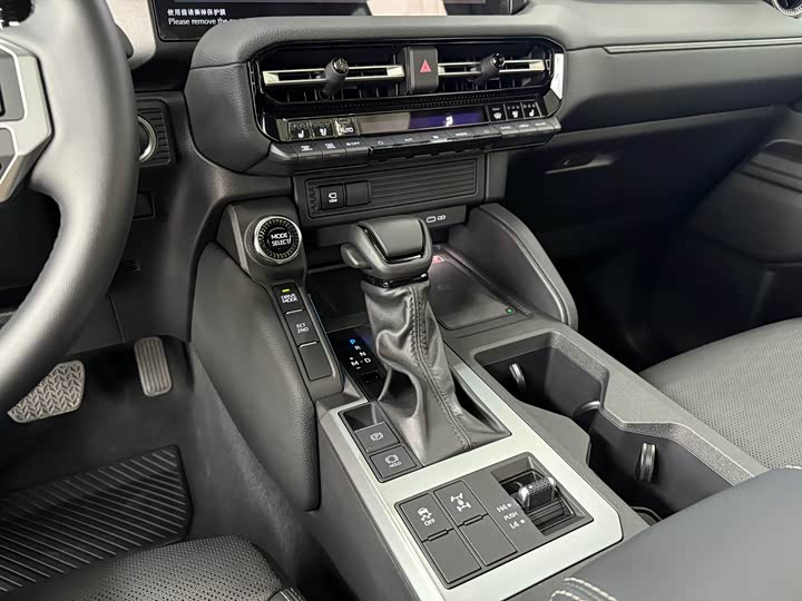 Фото 16 - Toyota Prado