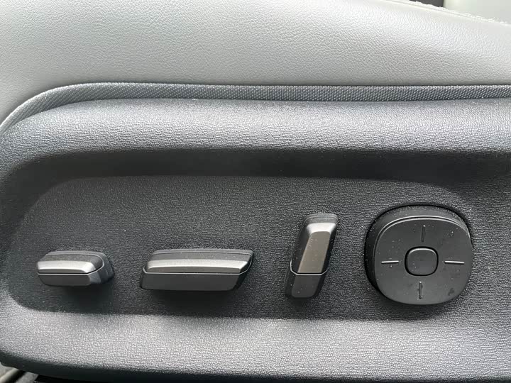 Фото 5 - Nio ET5T