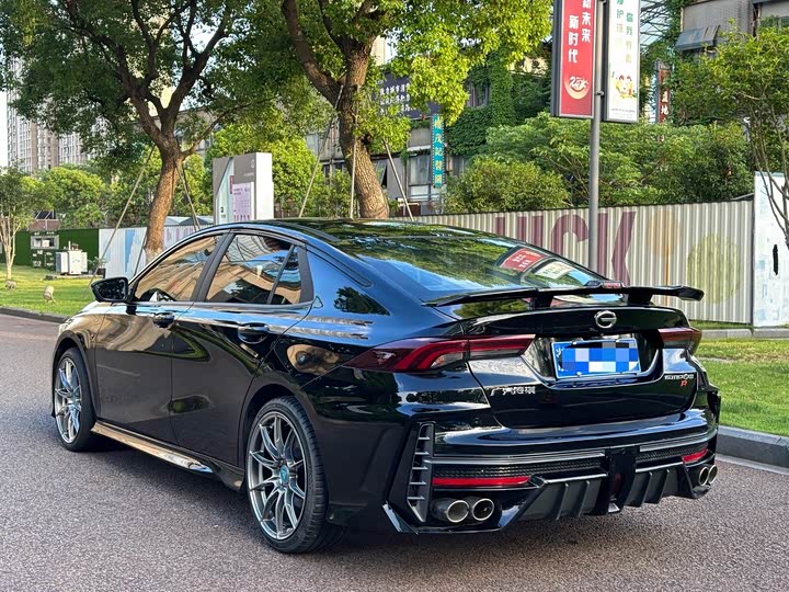 Фото 18 - GAC Trumpchi Empow R