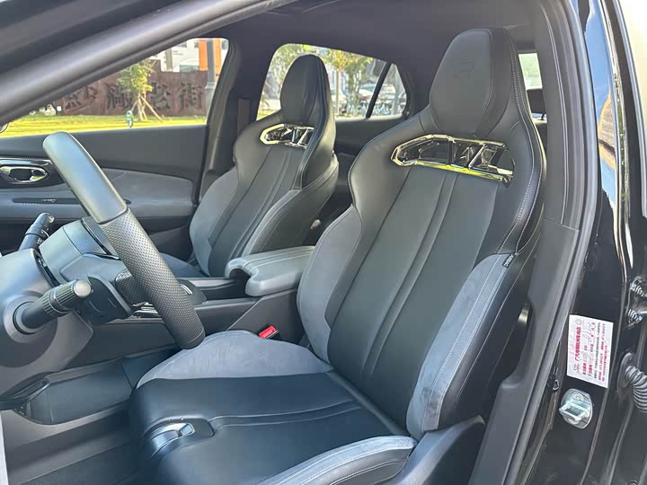 Фото 5 - GAC Trumpchi Empow R