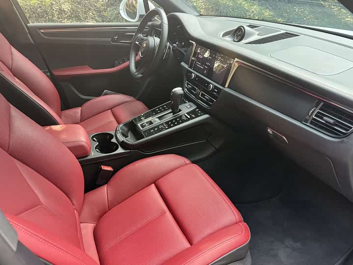 Фото 9 - Porsche Macan