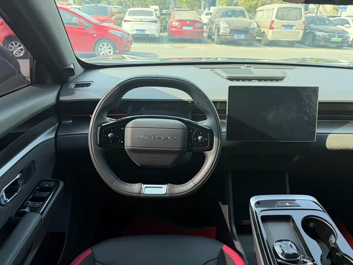 Фото 9 - Jetour Dashing