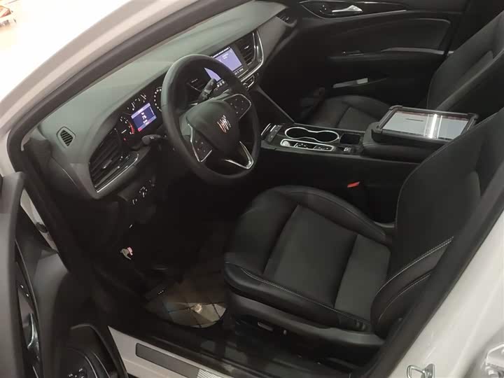 Фото 15 - Buick Regal