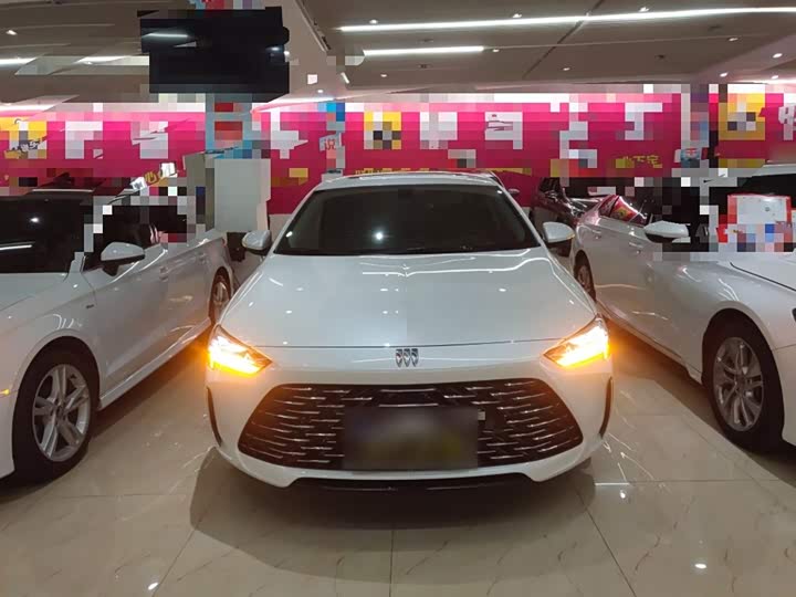 Фото 3 - Buick Regal