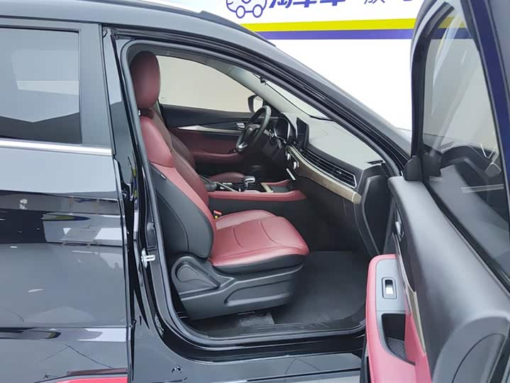 Фото 8 - Jetour X70