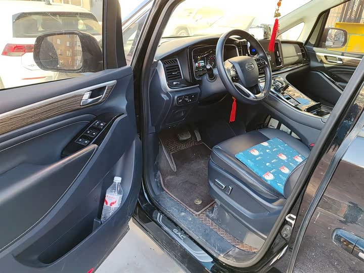 Фото 14 - GAC Trumpchi M8