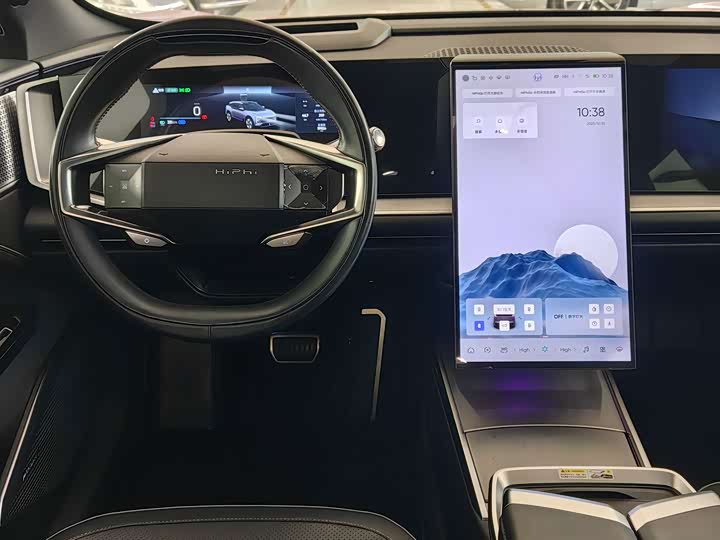 Фото 10 - HiPhi Y