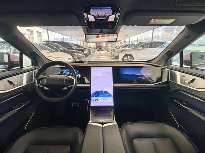 Фото 11 - HiPhi Y