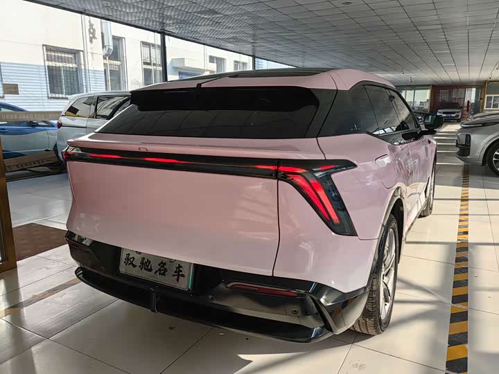 Фото 19 - HiPhi Y