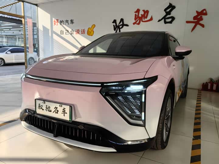 Фото 2 - HiPhi Y