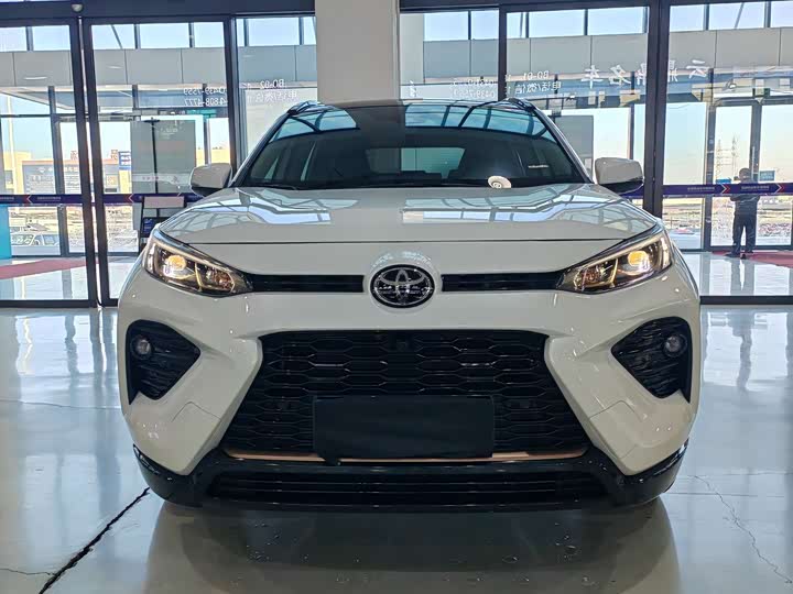 Фото 2 - Toyota Wildlander