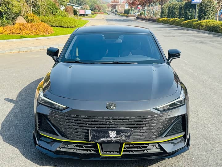 Фото 1 - Changan UNI-V