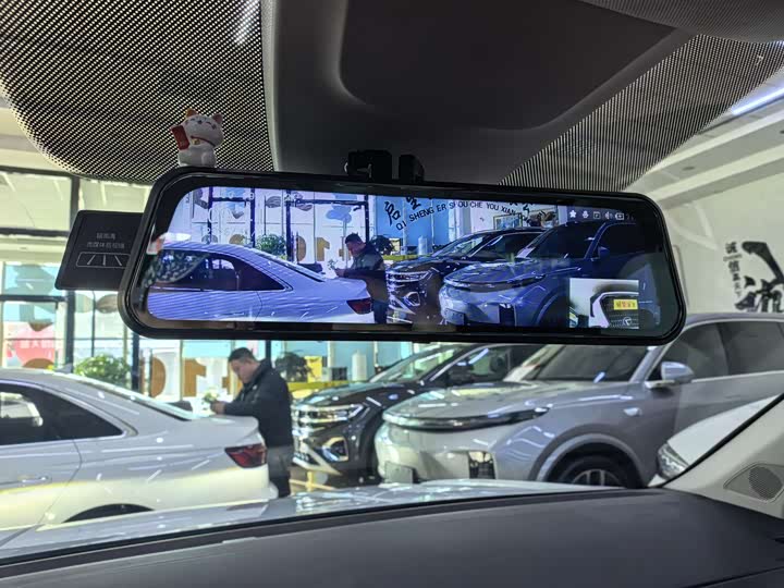 Фото 12 - Volkswagen Tharu