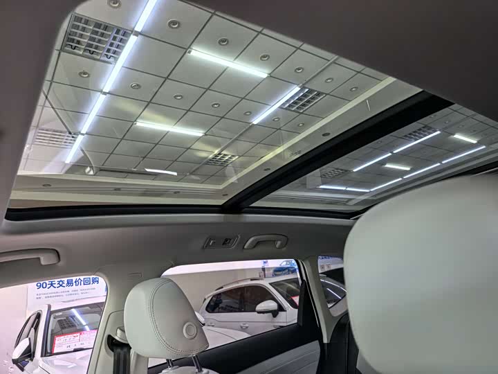 Фото 18 - Volkswagen Tharu