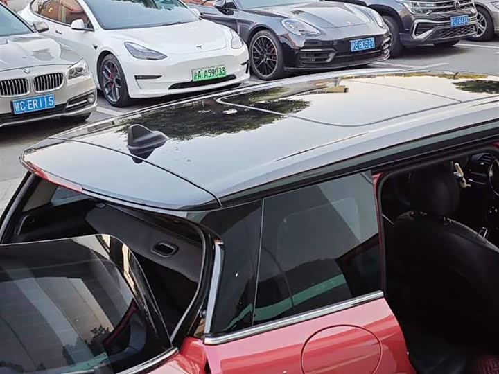 Фото 14 - Mini Clubman