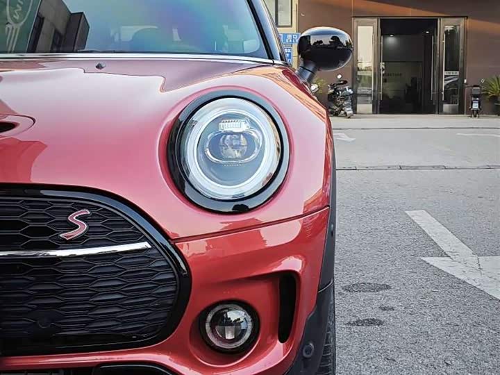 Фото 7 - Mini Clubman