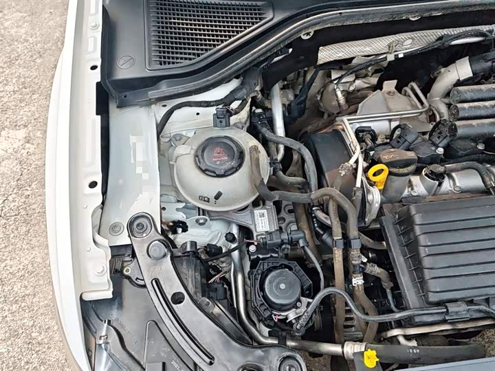 Фото 20 - Volkswagen T-Roc