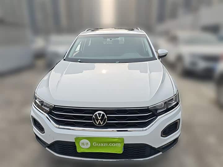 Фото 23 - Volkswagen T-Roc