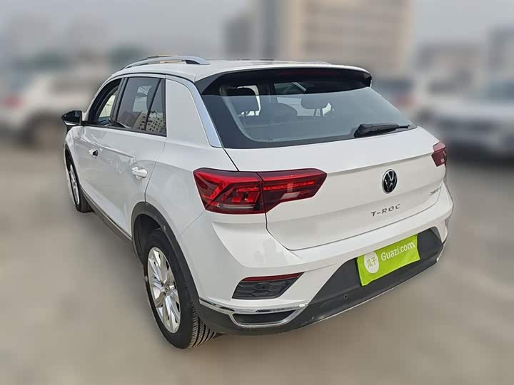 Фото 26 - Volkswagen T-Roc