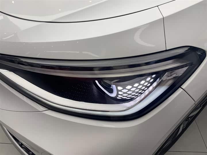 Фото 11 - Volkswagen ID.4 Crozz