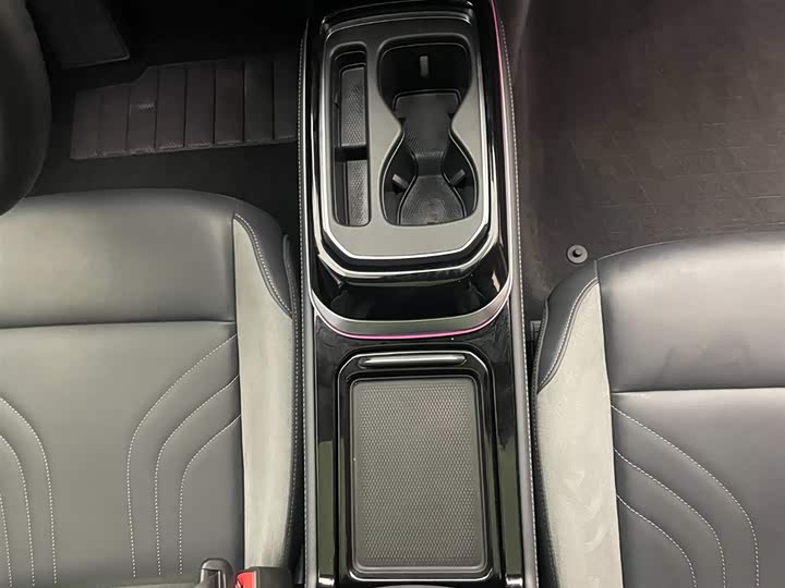 Фото 17 - Volkswagen ID.4 Crozz