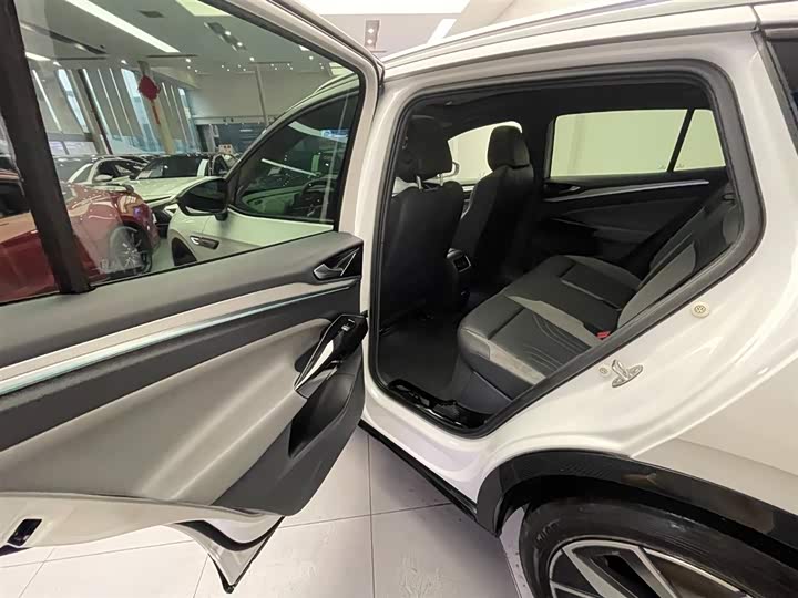 Фото 23 - Volkswagen ID.4 Crozz