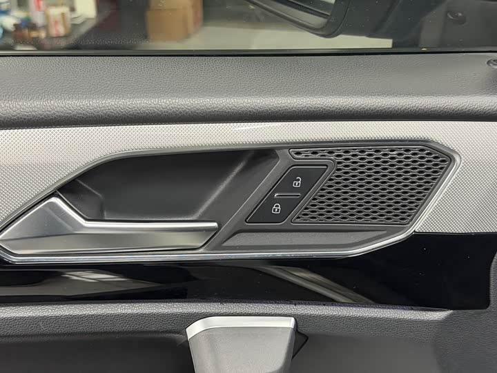 Фото 10 - Volkswagen Tayron