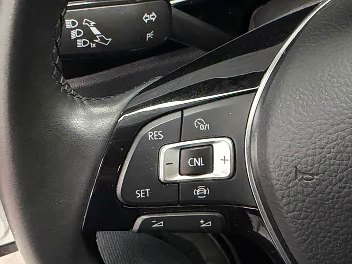 Фото 12 - Volkswagen Tayron