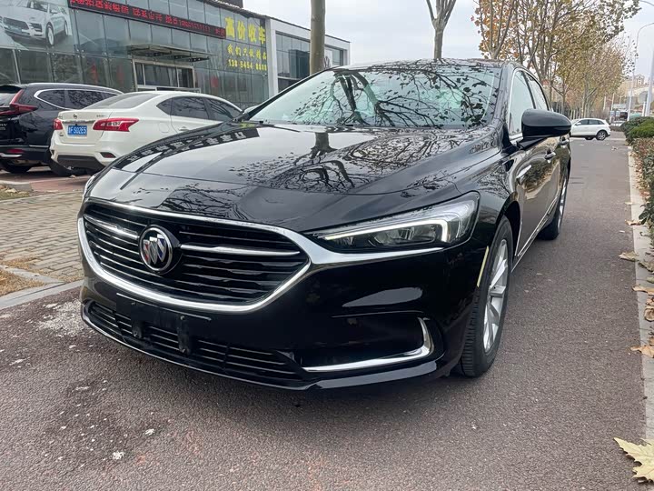 Фото 1 - Buick LaCrosse