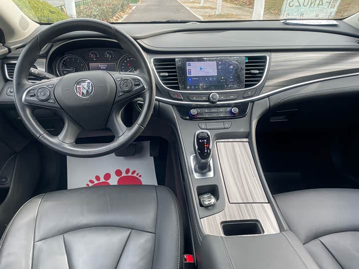 Фото 9 - Buick LaCrosse