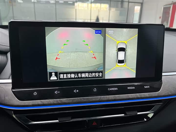 Фото 7 - Nissan Teana