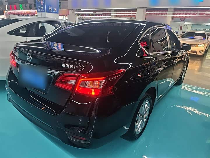 Фото 7 - Nissan Sylphy