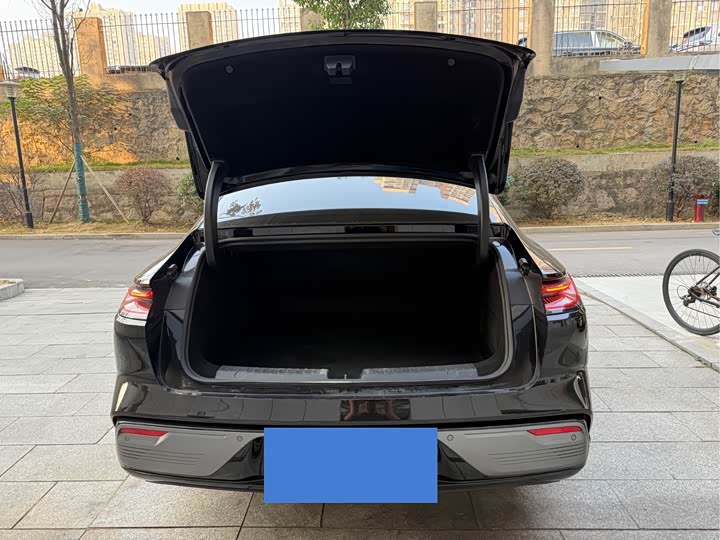 Фото 7 - Geely Galaxy Starshine 8 EM-i