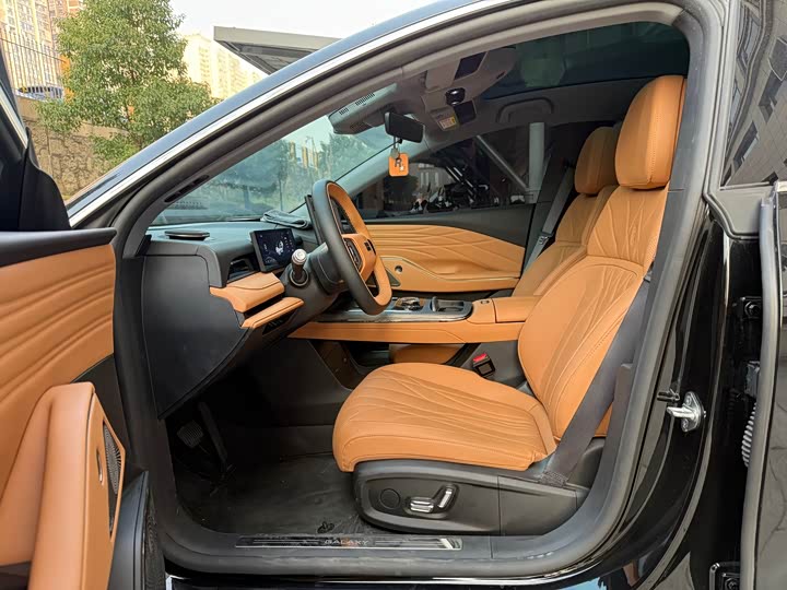 Фото 8 - Geely Galaxy Starshine 8 EM-i