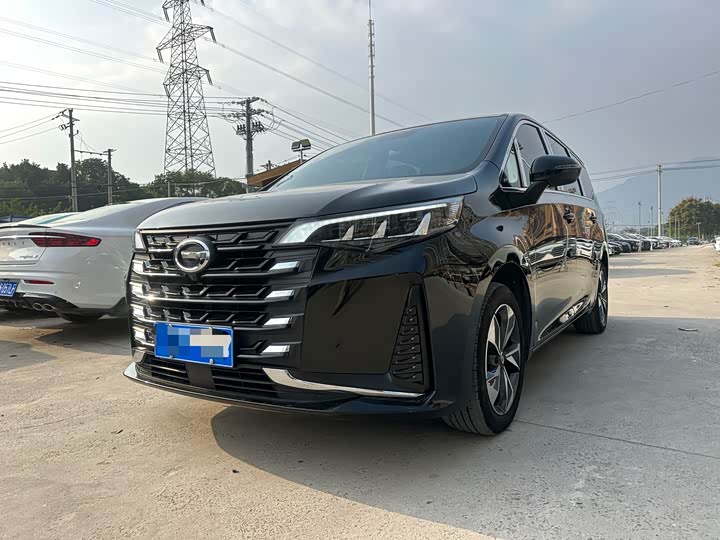 Фото 1 - GAC Trumpchi M6